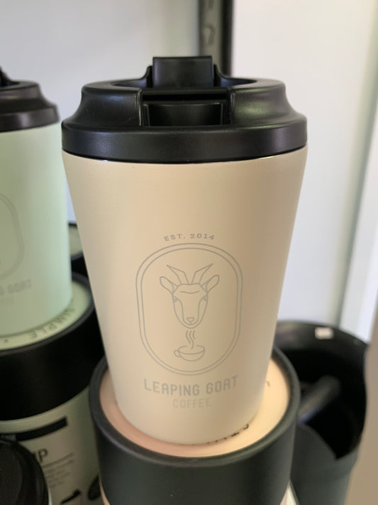 Fressko Camino Cup 12oz - Leaping Goat Custom Design (Oat)